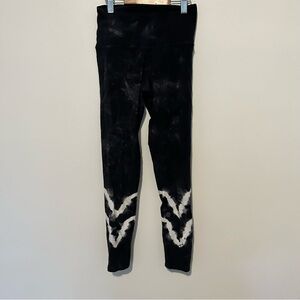 Electric & Rose Sunset Legging - Onyx / Cloud | Small